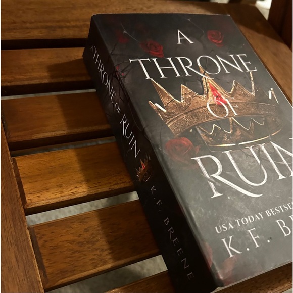 A Throne of Ruin | Book 2 (Deliciously Dark Fairytales) | K.F. Breene - Picture 2 of 3